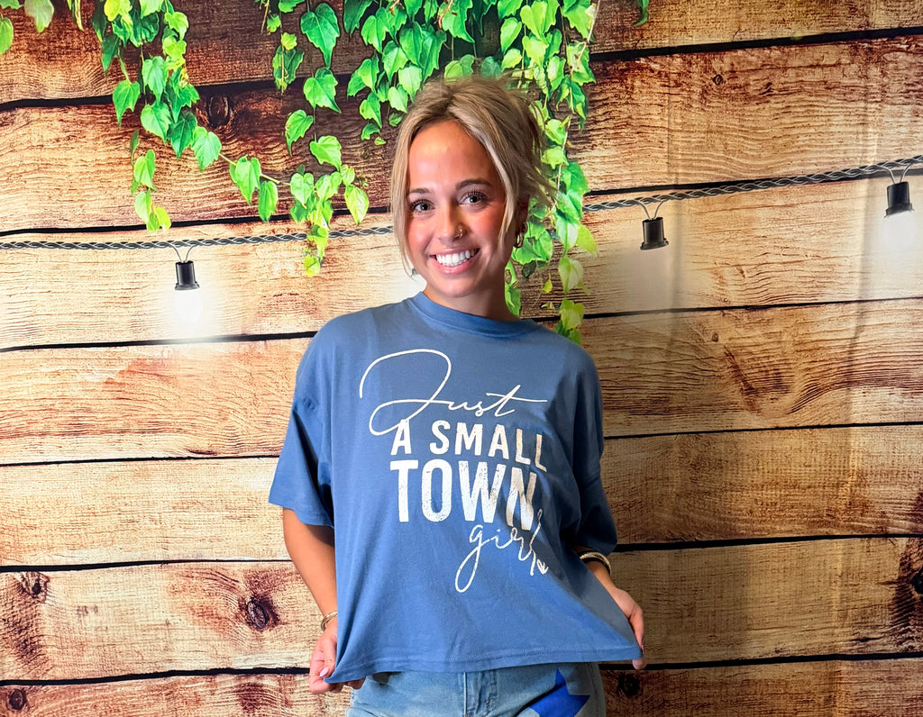 JUST SMALL TOWN GIRL GRAPHIC TEE